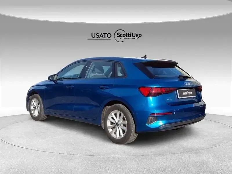 Usata Audi A3 Sportback Business 150 CV (110 kW) 2023 Blu Utilitaria