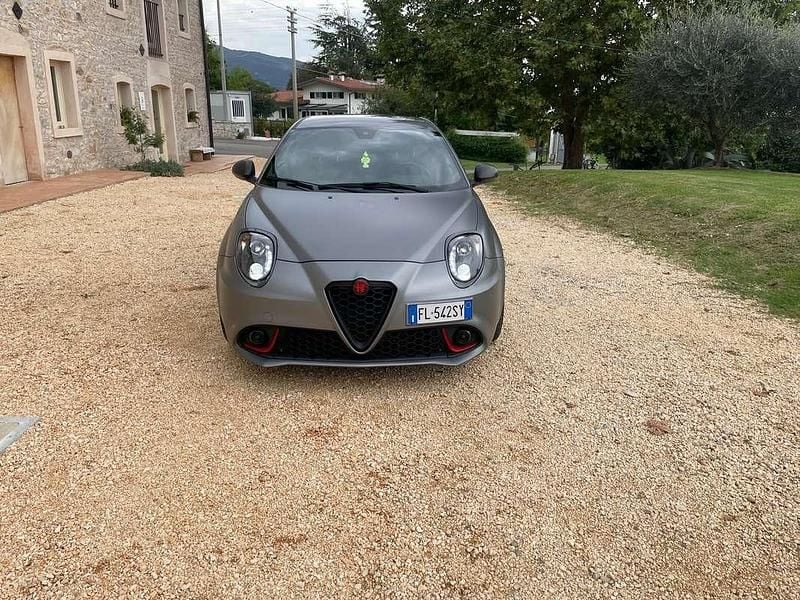 Usata Alfa Romeo MiTo Veloce 170 CV (125 kW) 2017 Grigio Utilitaria