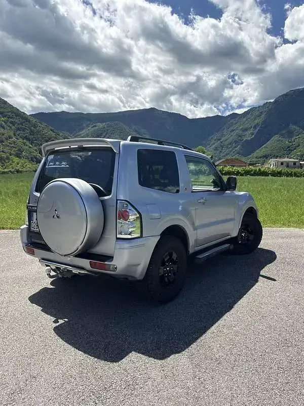 Usata Mitsubishi Pajero 160 CV (117 kW) 2006 SUV