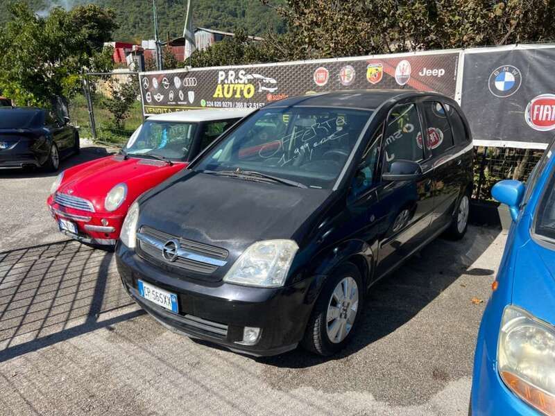 Usata Opel Meriva Enjoy 90 CV (66 kW) 2004 Nero Monovolume
