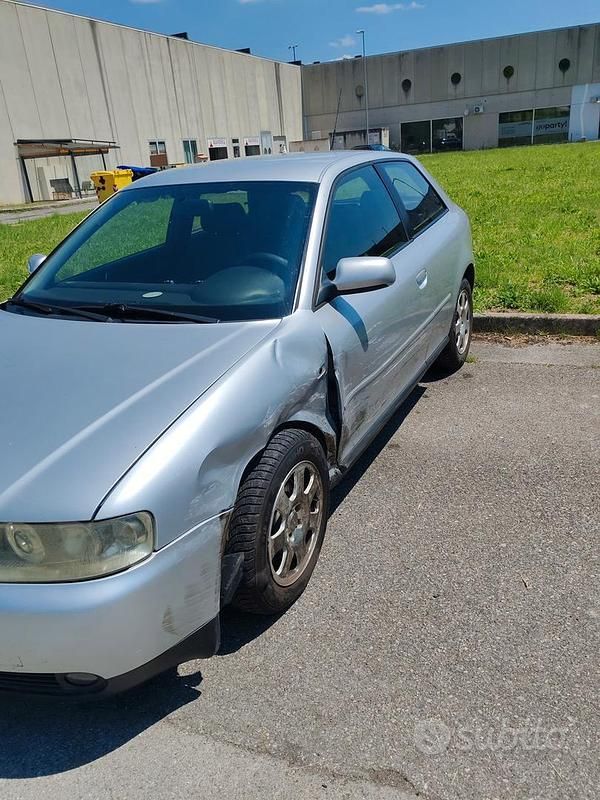 Usata Audi A3 2002 Grigio Utilitaria