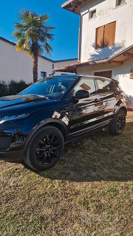 Usata Land Rover Range Rover evoque 150 CV (110 kW) 2018 Nero Station wagon