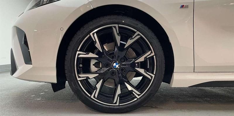 Usata BMW 120 M Sport 163 CV (119 kW) 2025 Bianco Utilitaria