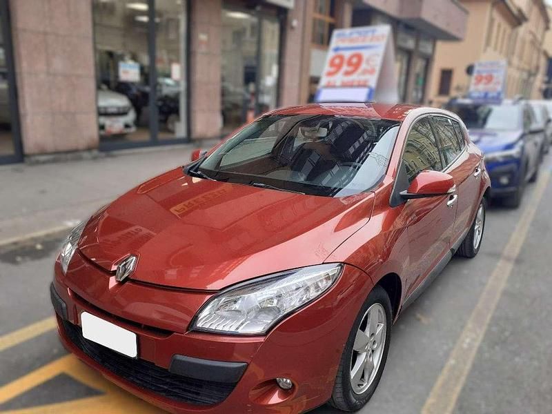 Usata Renault Mégane Luxe 110 CV (80 kW) 2010 Bordeaux Berlina