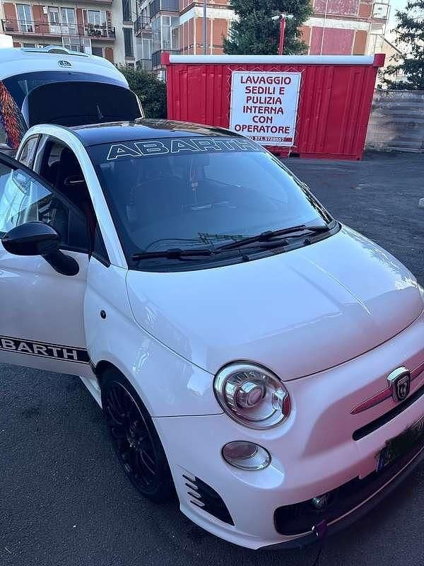 Usata Abarth 500 135 CV (99 kW) 2011 Bianco Utilitaria