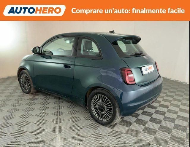 Usata Fiat 500e Icon 86 kW (118 CV) 2021 Blu Berlina