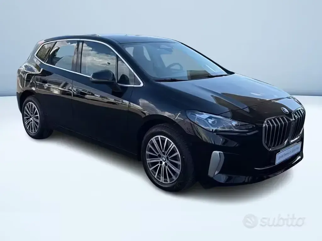 Usata BMW 218 Active Tourer Luxury Line 150 CV (110 kW) 2022 Nero metallizzato Monovolume