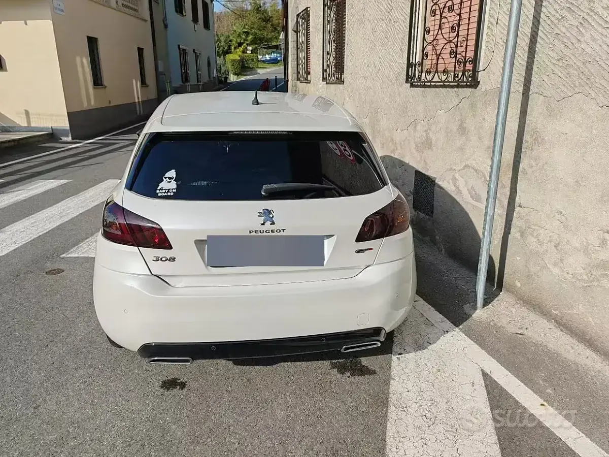 Usata Peugeot 308 205 CV (150 kW) 2015 Bianco Berlina
