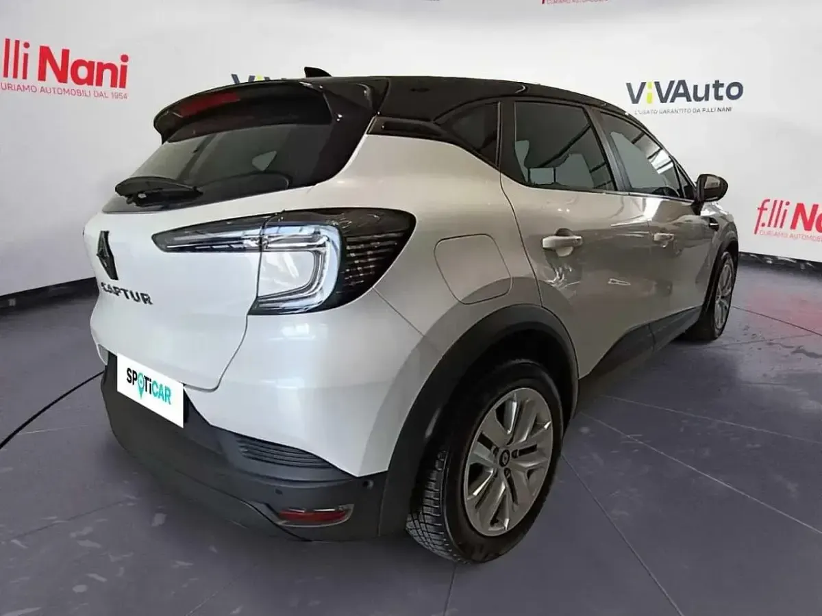 Usata Renault Captur Evolution 101 CV (74 kW) 2024 Bianco SUV