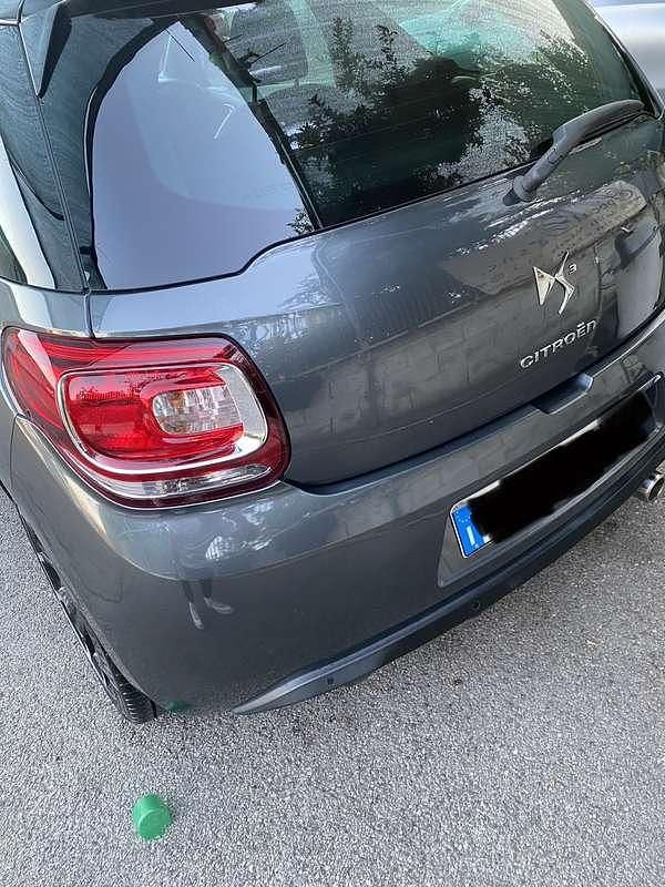 Usata DS Automobiles DS3 Chic 95 CV (69 kW) 2015 Berlina