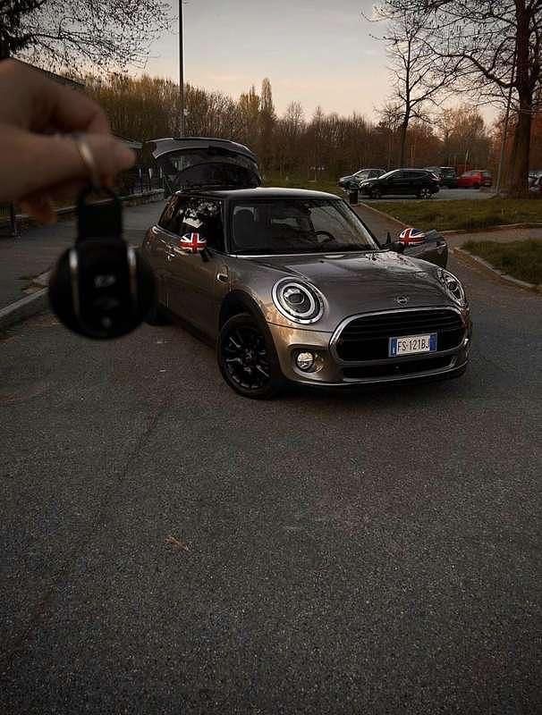 Usata Mini Cooper D Business 116 CV (85 kW) 2018 Utilitaria