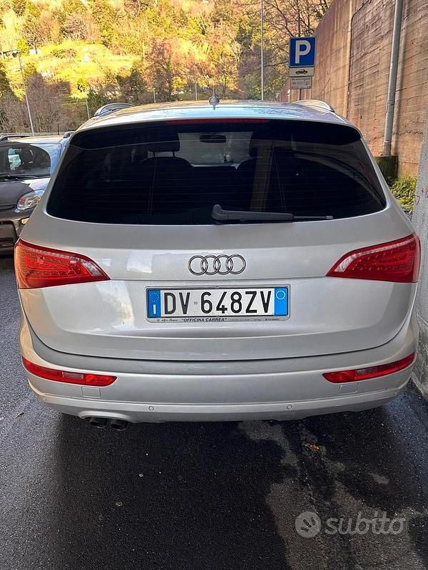 Grigio Usata 2009 Audi Q5 SUV | 9500 € (Buon prezzo) - Immagine 1/3