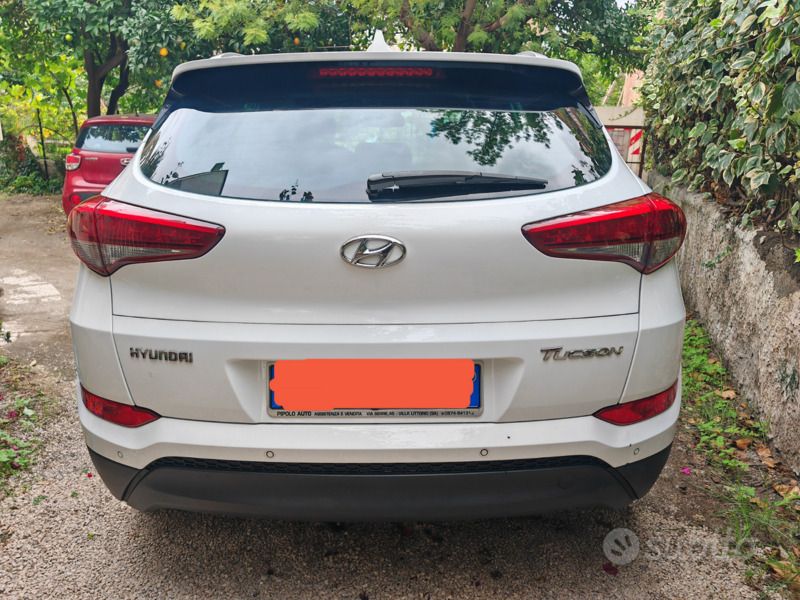 Usata Hyundai Tucson Xpossible 116 CV (85 kW) 2016 Bianco SUV