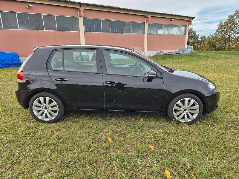 Usata VW Golf VI Highline 140 CV (102 kW) 2011 Utilitaria