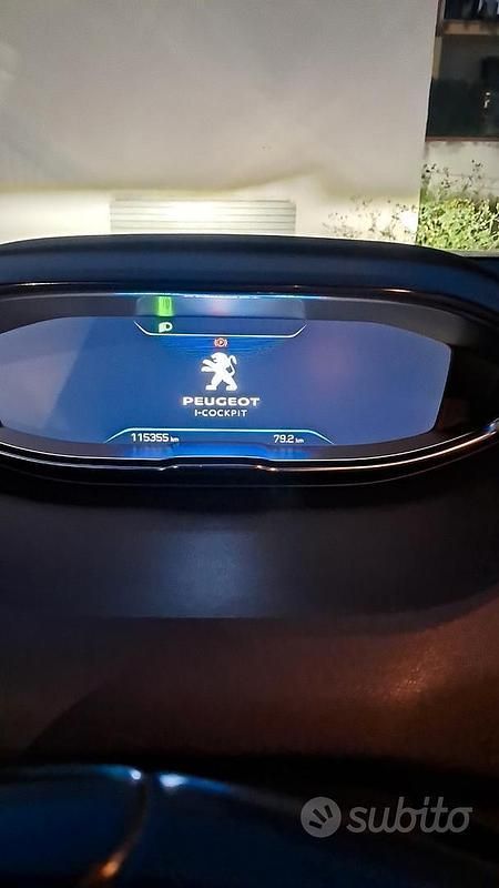 Usata Peugeot 3008 2019 Blu Monovolume