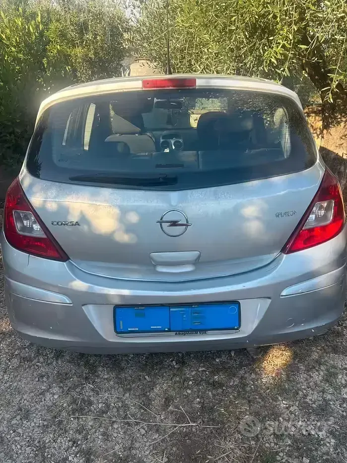 Usata Opel Corsa 80 CV (58 kW) 2010 Grigio Utilitaria