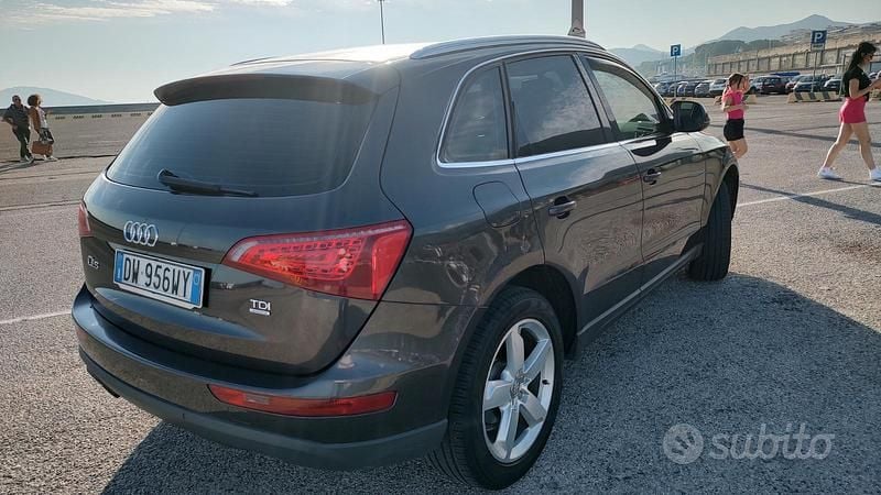 Usata Audi Q5 170 CV (125 kW) 2009 Nero SUV