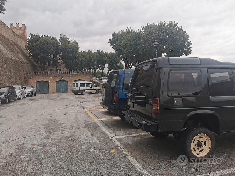 Usata Land Rover Discovery 113 CV (83 kW) 1993 Verde SUV