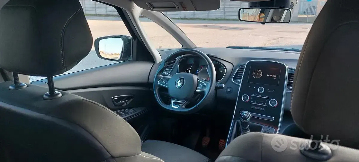 Usata Renault Scénic IV 110 CV (80 kW) 2018 Bluazzurro Monovolume