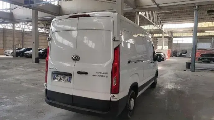 Usata Maxus V90 150 CV (110 kW) 2024 Bianco Furgone