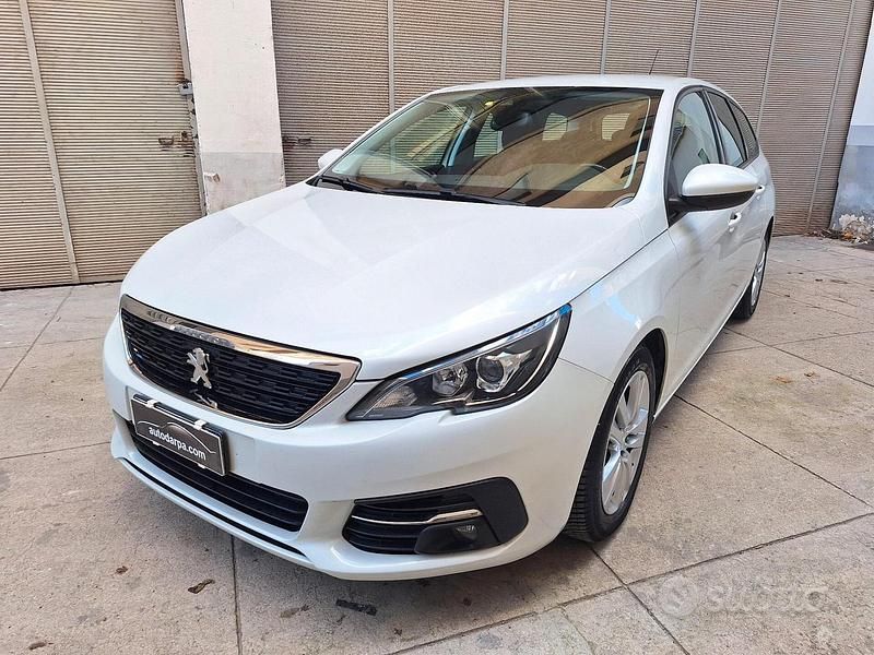 Usata Peugeot 308 Business-Line 131 CV (96 kW) 2019 Bianco Station wagon