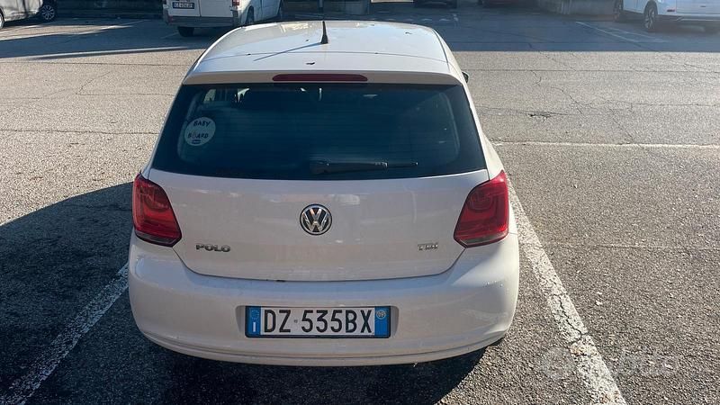 Usata VW Polo 75 CV (55 kW) 2009 Bianco Berlina