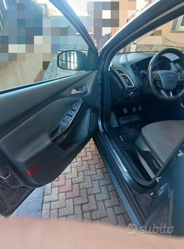 Usata Ford Focus Titanium 120 CV (88 kW) 2015 Station wagon