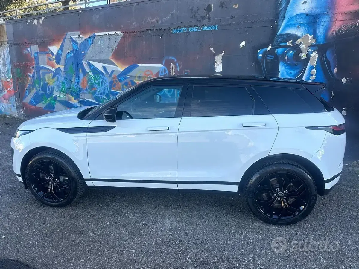 Usata Land Rover Range Rover evoque 163 CV (119 kW) 2023 Bianco SUV
