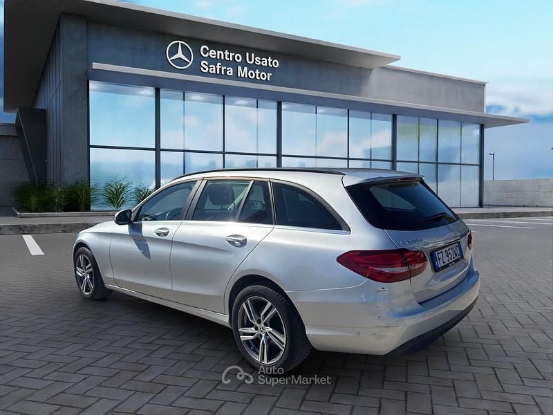 Usata Mercedes C220 170 CV (125 kW) 2017 Argento Station wagon