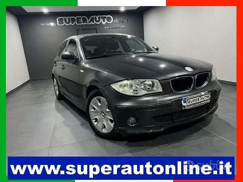 Usata BMW 118 Efficient Dynamics 122 CV (89 kW) 2005 Grigio Utilitaria