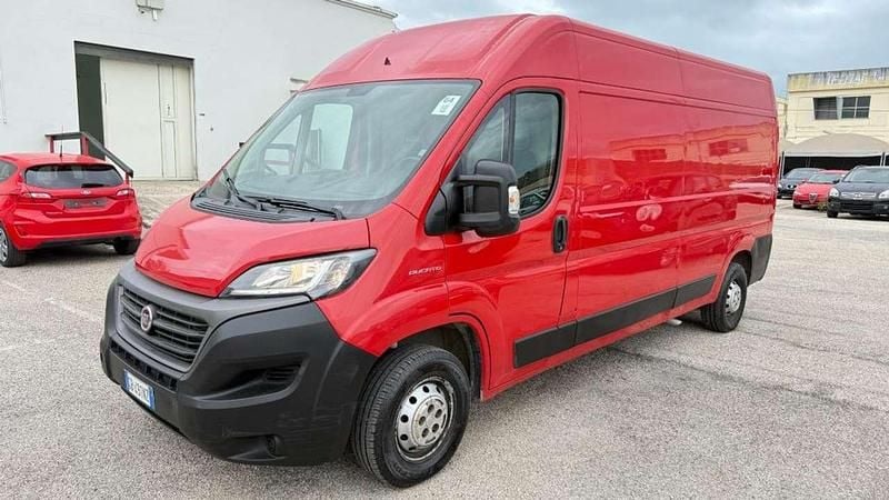 Rosso metallizzato Usata 2020 Fiat Ducato 33 Furgone | 9970 € (Super prezzo) - Immagine 1/4