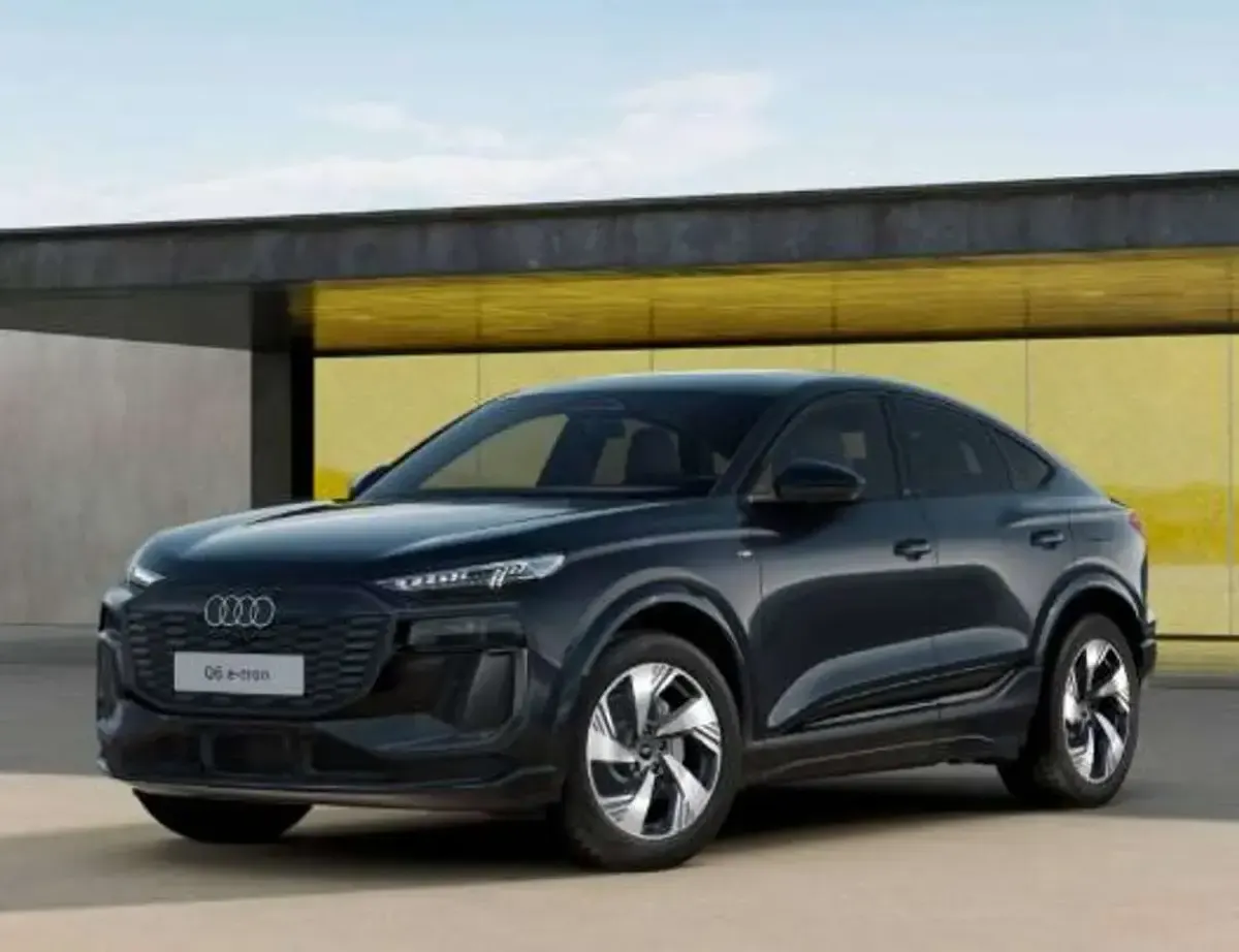 Nuova Audi Q6 Sportback e-tron S-Line 314 kW (428 CV) 2026 Grigio SUV