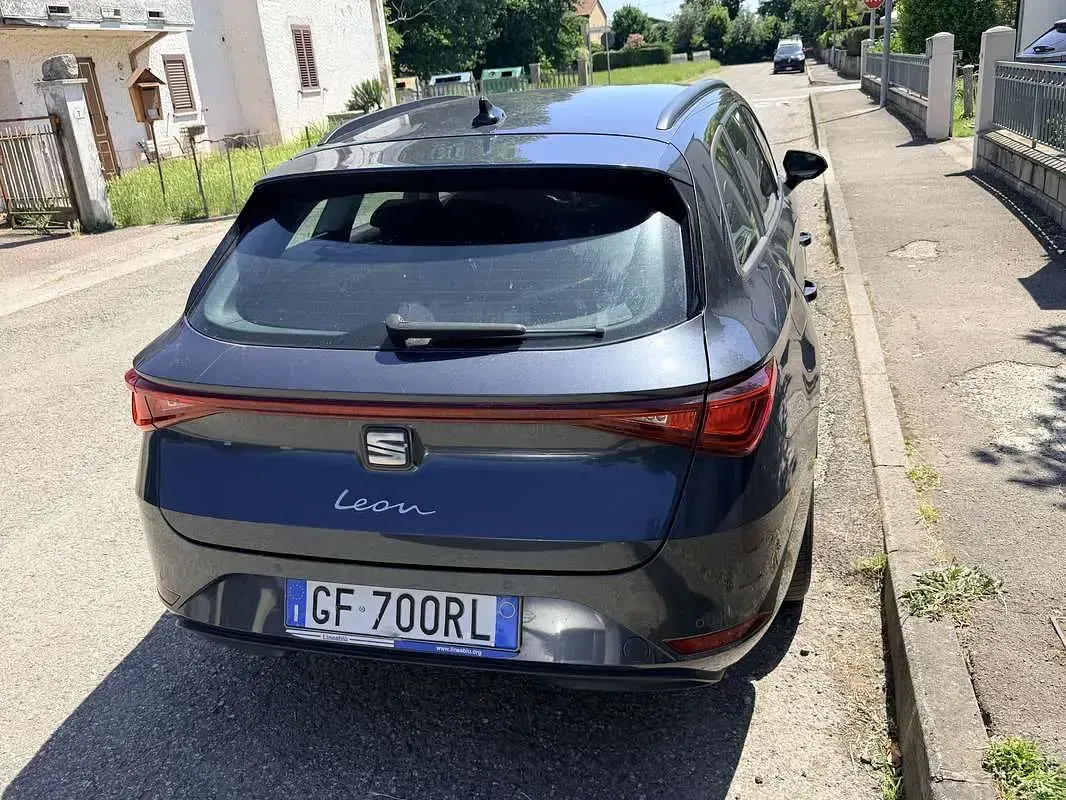 Usata Seat Leon Business 150 CV (110 kW) 2021 Station wagon