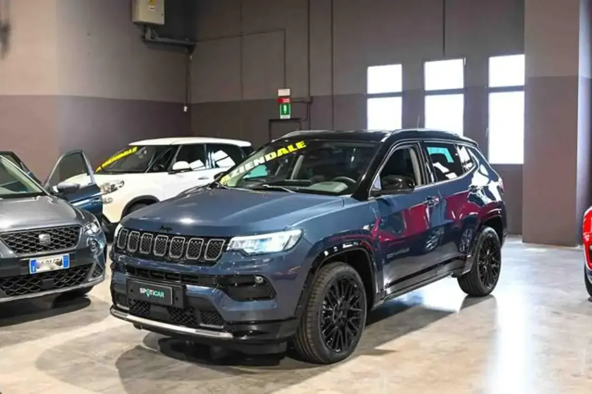 Usata Jeep Compass 131 CV (96 kW) 2023 Blu SUV