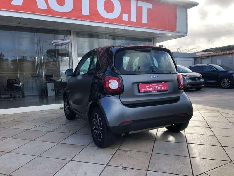 Usata Smart ForTwo Coupé Passion 90 CV (66 kW) 2017 Grigio Utilitaria