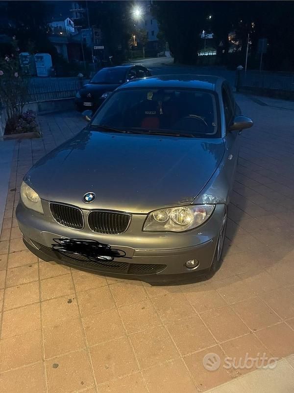 Usata 2008 BMW 118 Utilitaria | 2100 € (Ottimo prezzo) - Immagine 1/3