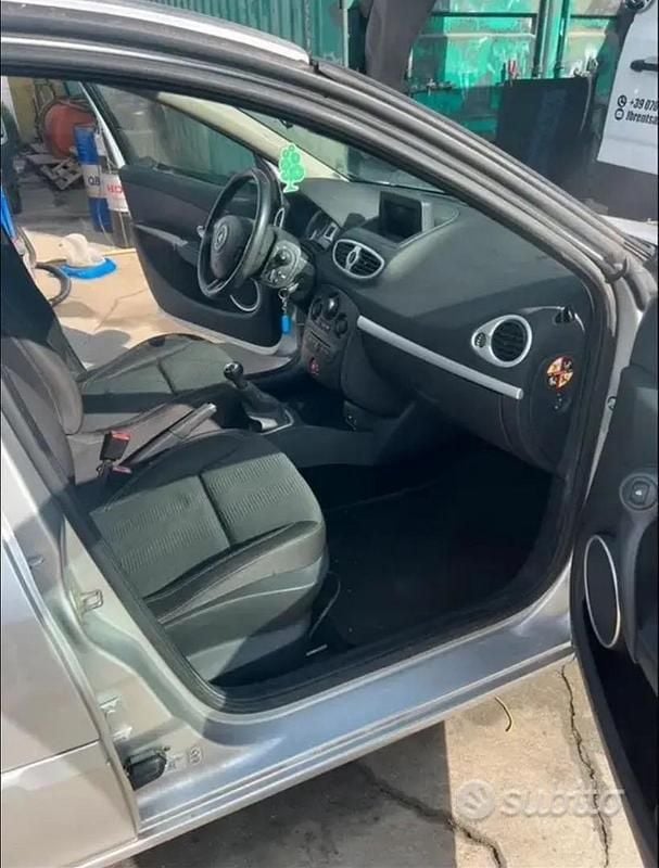 Usata Renault Clio II 2010 Berlina