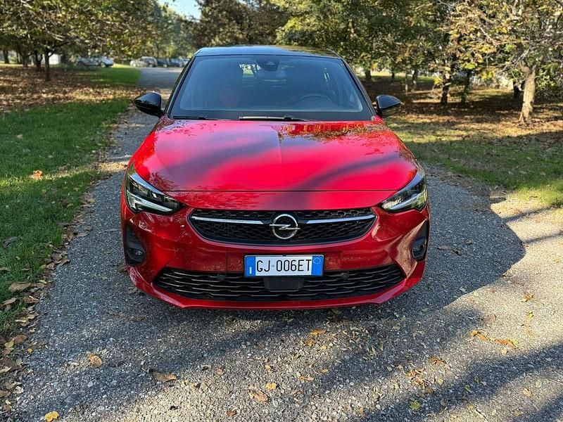 Usata Opel Corsa Edition 101 CV (74 kW) 2022 Rosso Berlina
