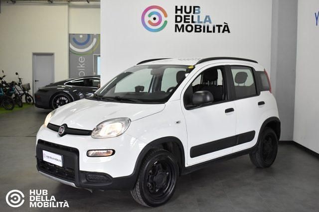 Gebraucht Fiat Panda 4x4 S 86 PS (63 kW) 2019 Weiß Kleinwagen