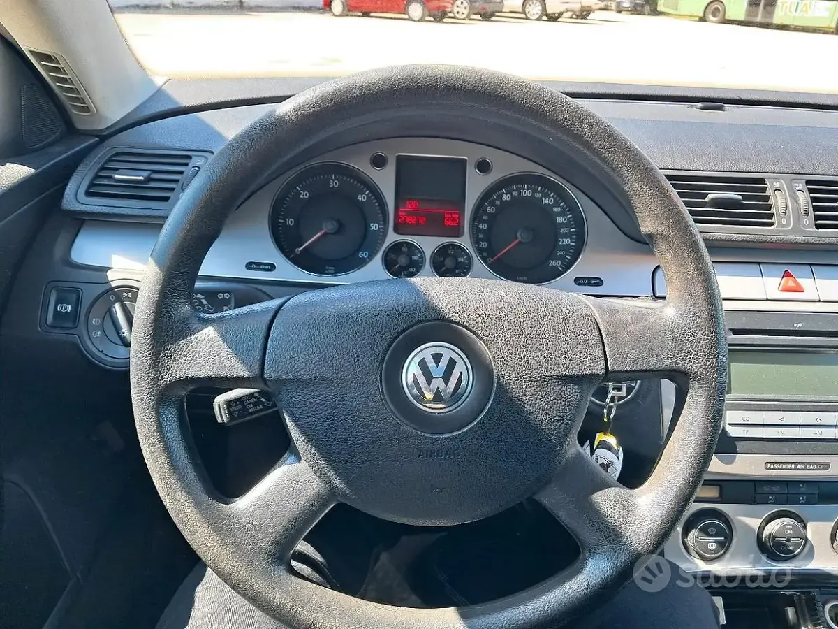 Usata VW Passat 140 CV (102 kW) 2007 Grigio Station wagon