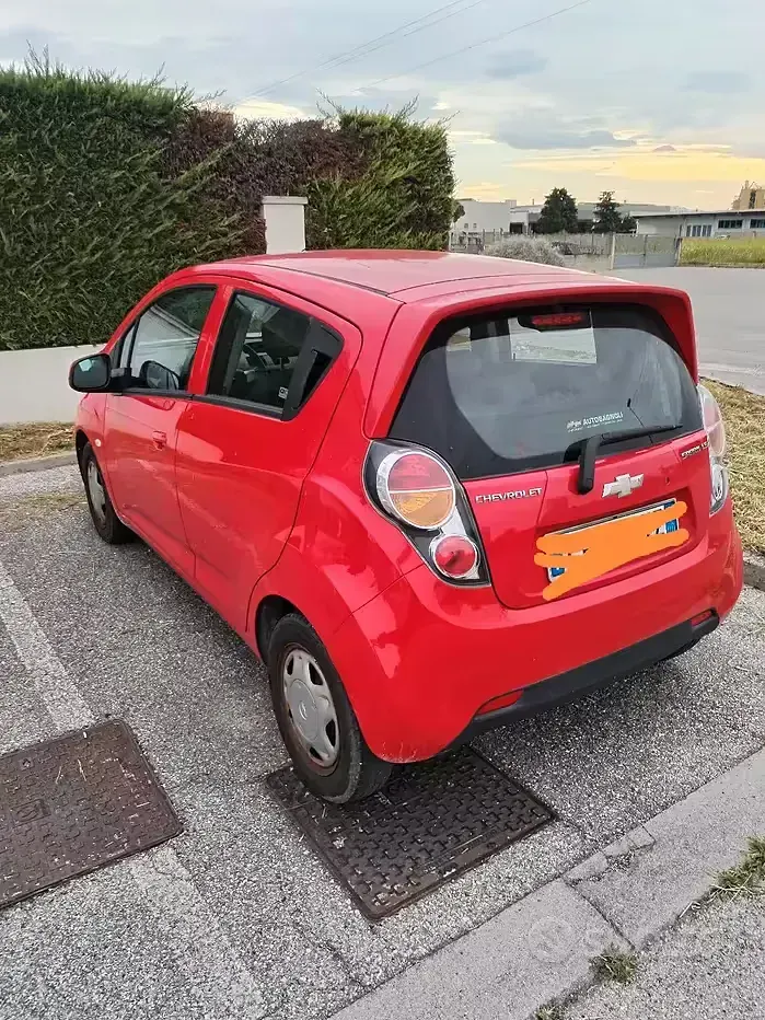 Usata Chevrolet Spark 68 CV (50 kW) 2012 Rosso Utilitaria