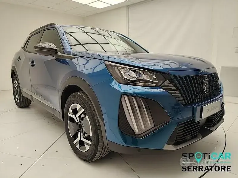 Nouvelle Peugeot 2008 Allure 100 ch (73 kW) 2026 Bleue SUV