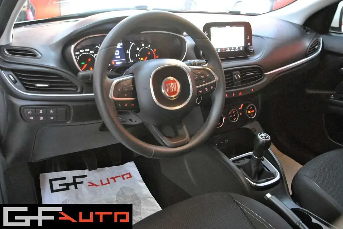 Usata Fiat Tipo Lounge 95 CV (69 kW) 2019 Bianco Station wagon