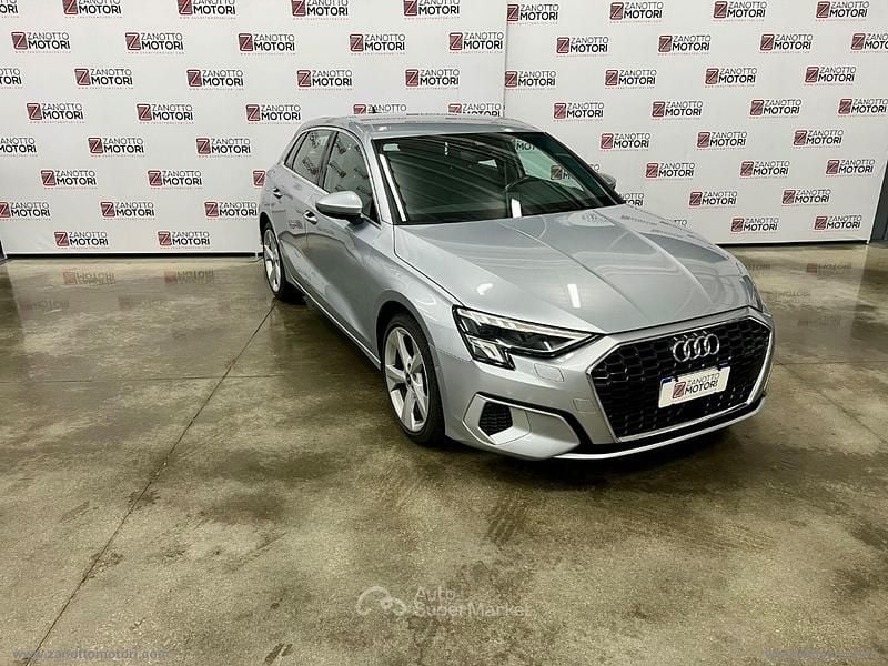 Usata Audi A3 Business 150 CV (110 kW) 2021 Grigio Berlina