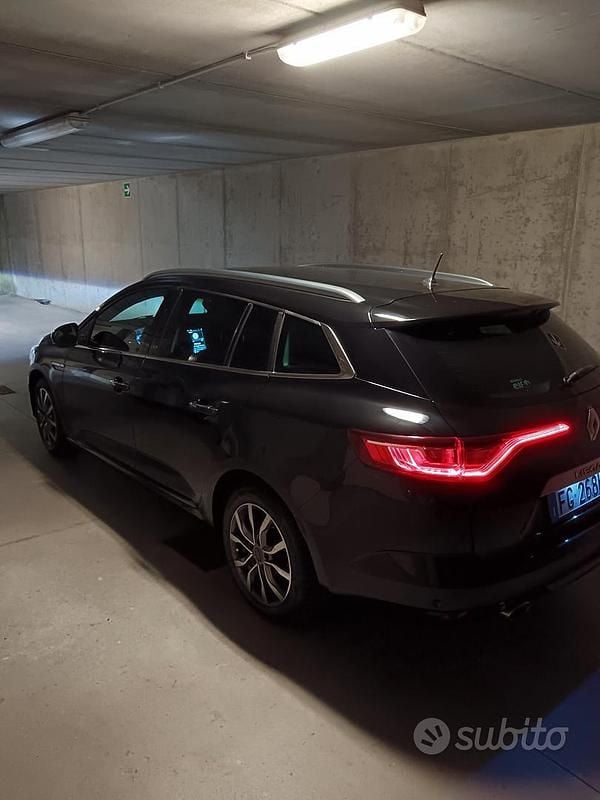 Usata Renault Mégane IV 110 CV (80 kW) 2016 Nero Station wagon