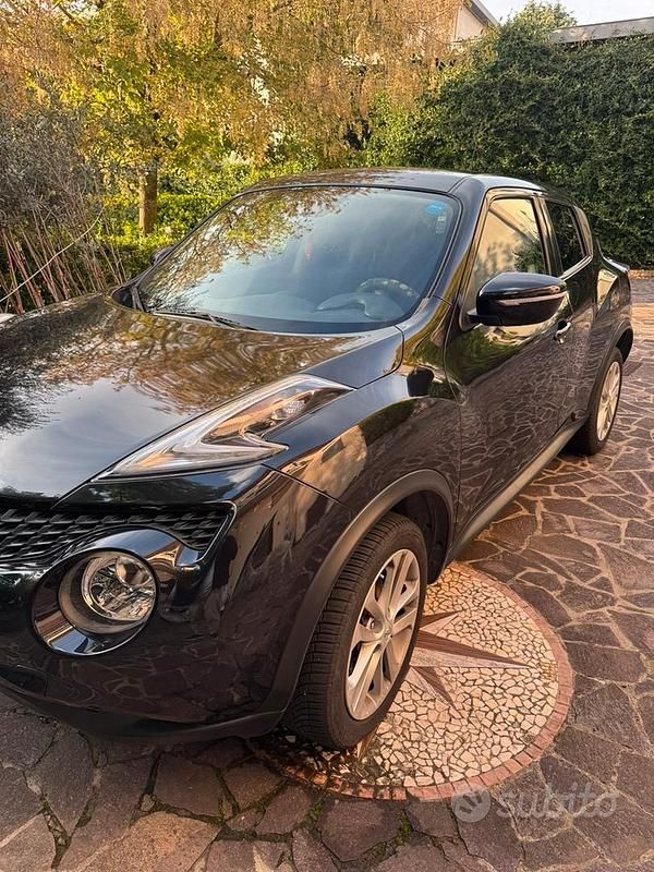 Usata Nissan Juke 110 CV (80 kW) 2015 Nero SUV
