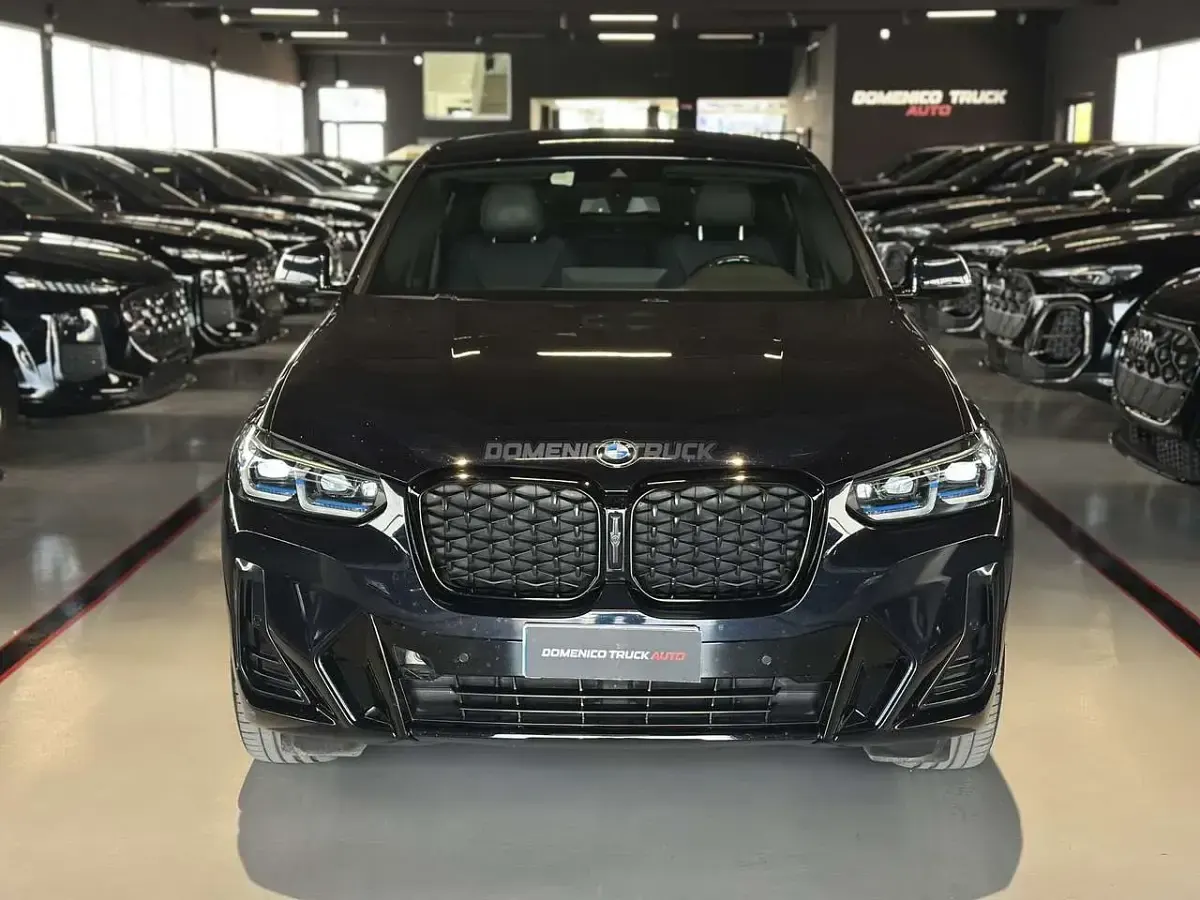Usata BMW X4 M Sport 184 CV (135 kW) 2022 Blu/azzurro SUV