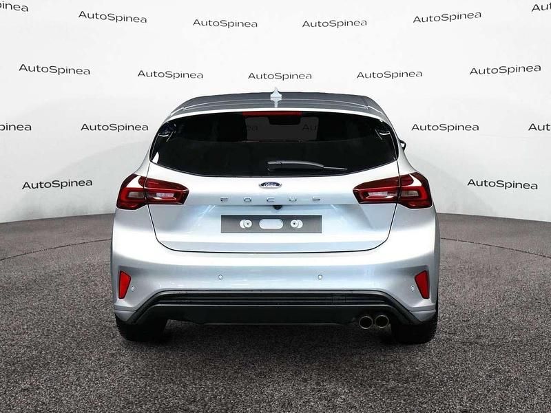Usata Ford Focus ST-Line 155 CV (114 kW) 2025 Grigio Utilitaria