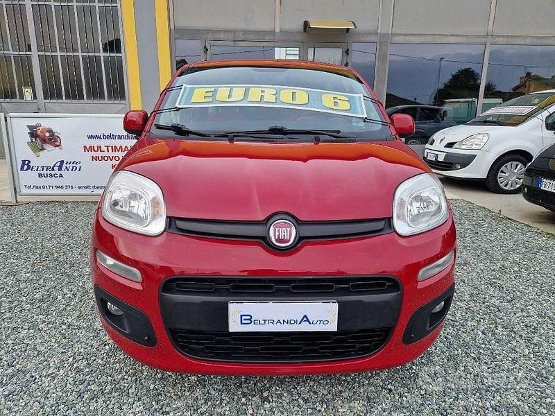 Usata Fiat Panda 69 CV (50 kW) 2015 Rosso Utilitaria