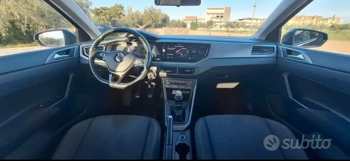 Usata VW Polo 60 CV (44 kW) 2018 Grigio Utilitaria
